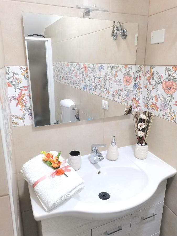 Mary Maira Apartment Сиракуза Екстериор снимка