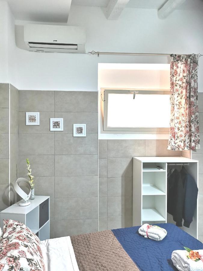 Mary Maira Apartment Сиракуза Екстериор снимка