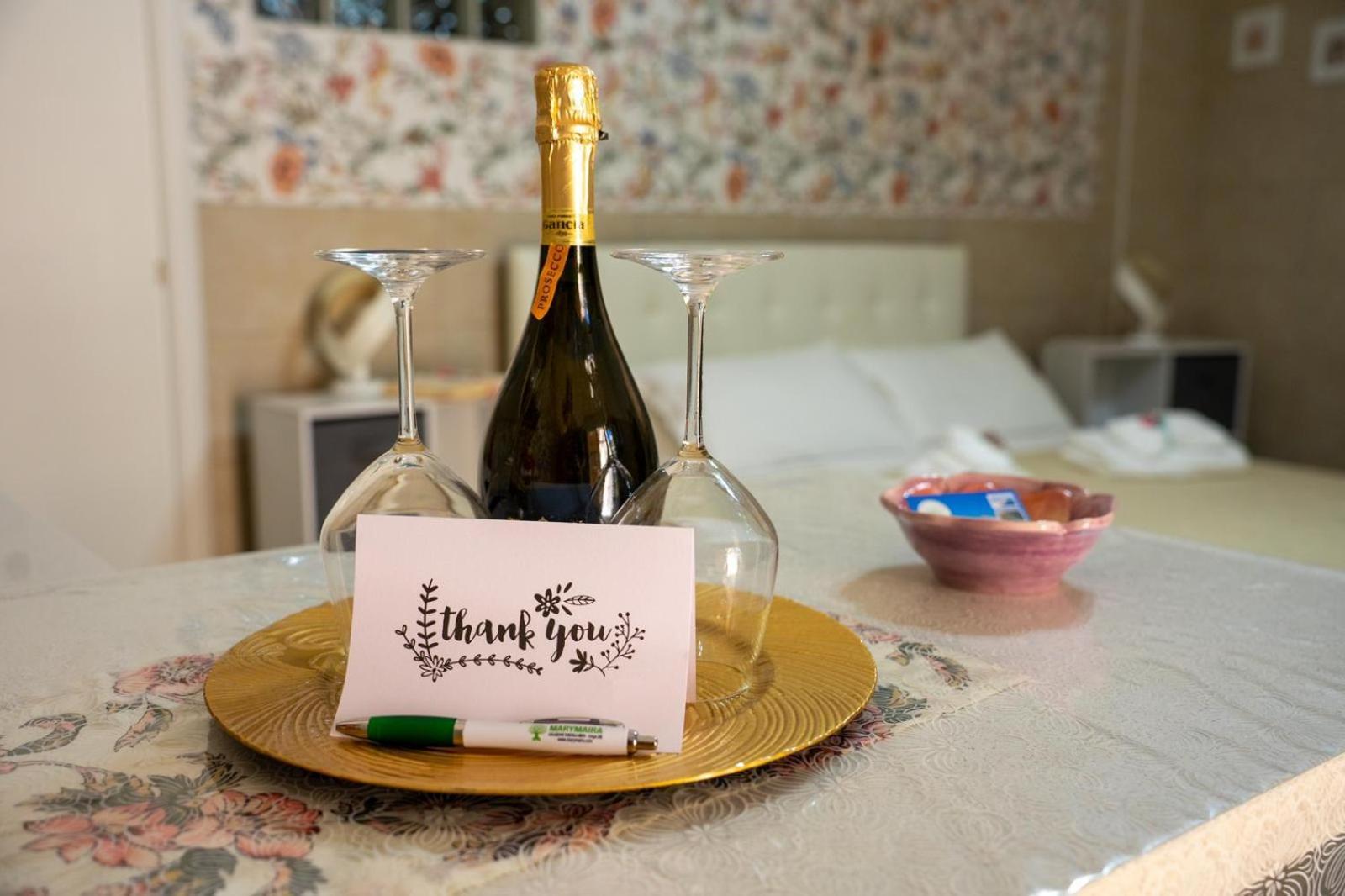 Mary Maira Apartment Сиракуза Екстериор снимка